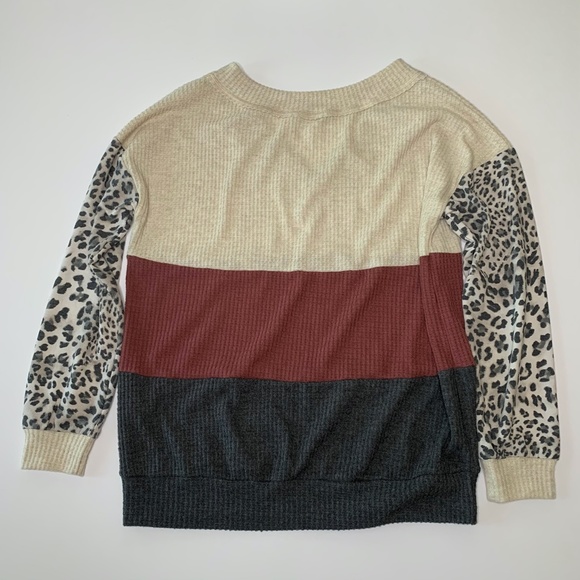 Color Block & Leopard Print Relaxed Waffle LS Top - Picture 4 of 4